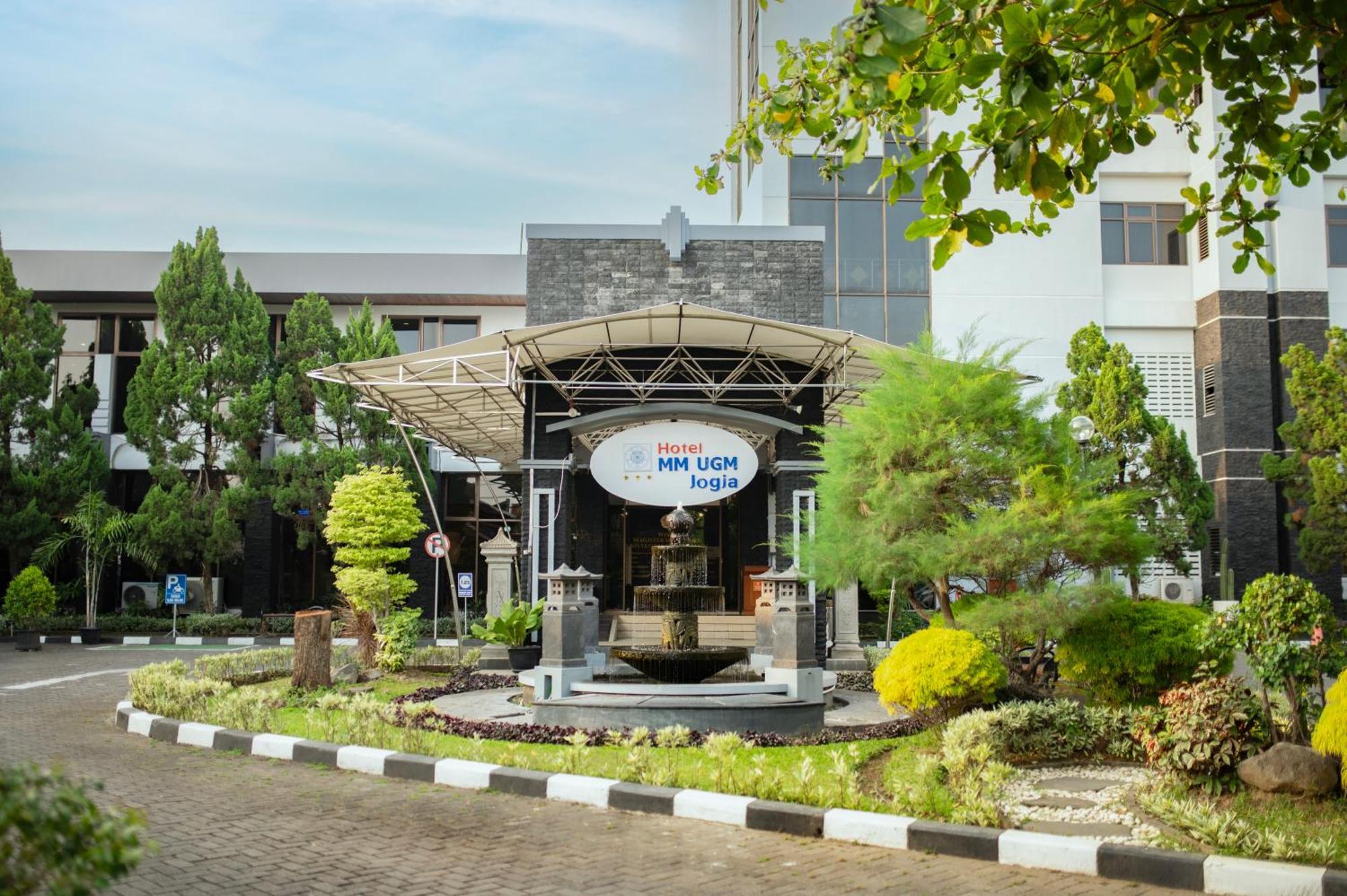 Mmugm Hotel Pakualaman Extérieur photo